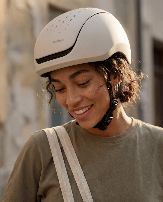 Echo Pro Beige – headfirst helmets