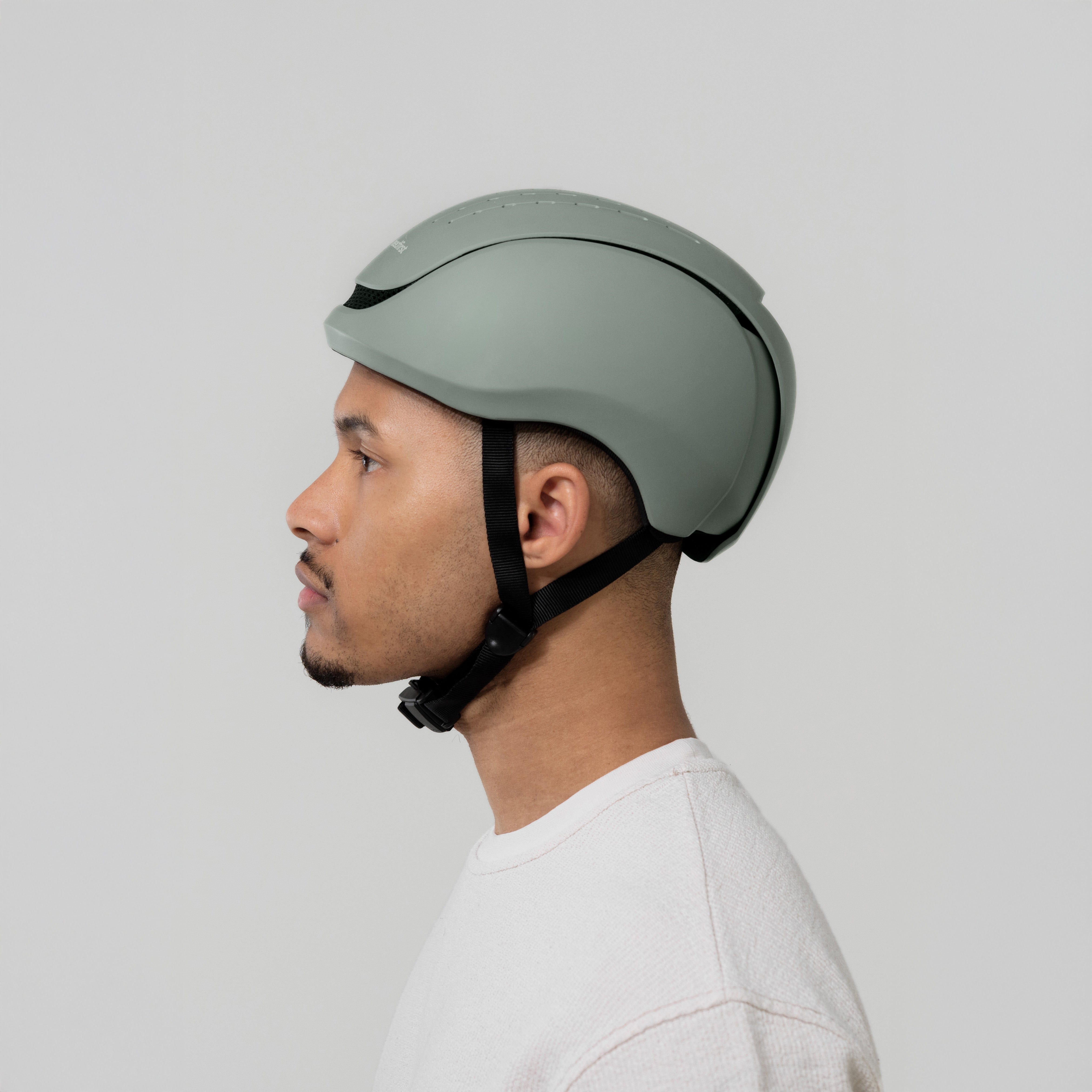 Echo Pro Green – headfirst helmets